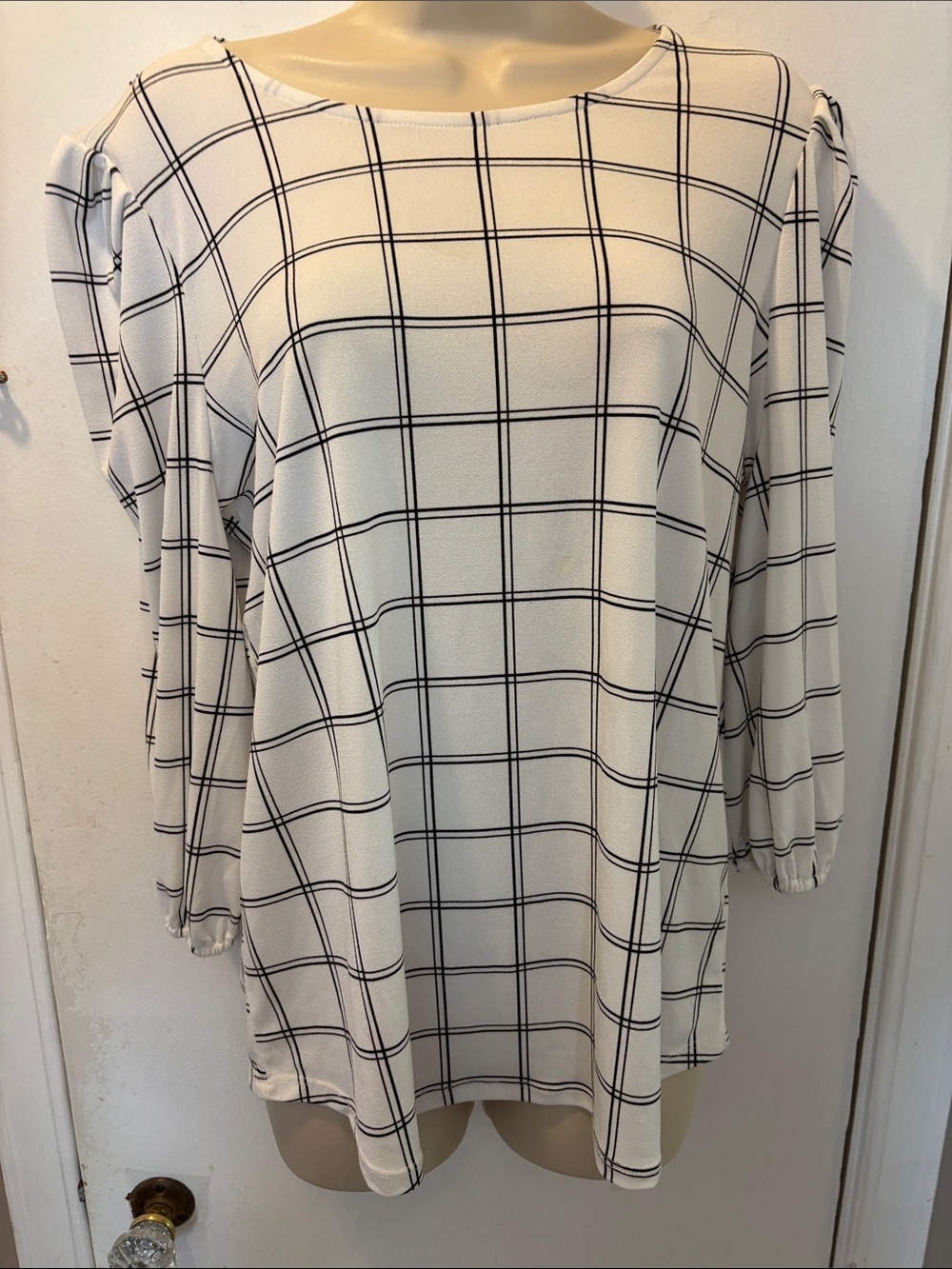 Adrianna Papell medium Windowpane check Long Sleeve Top 26-216